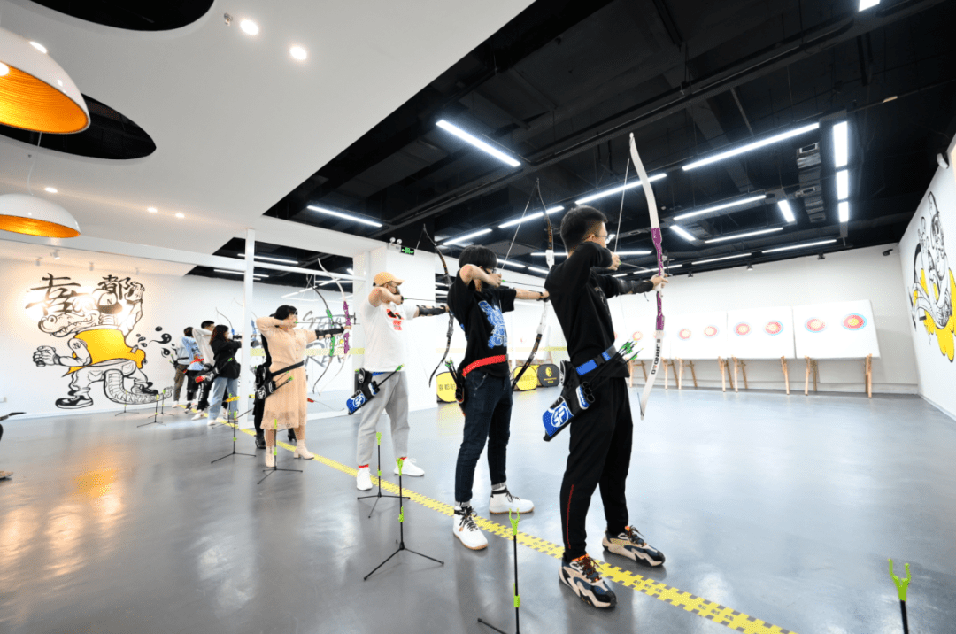 遇"箭"更好的自己体会每一箭的坚定和畅快更是一种生活方式射箭不仅仅