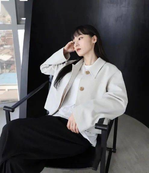 夏末秋|真人示范 | 夏末秋初，不同颜色这样穿，时髦高级还显白！