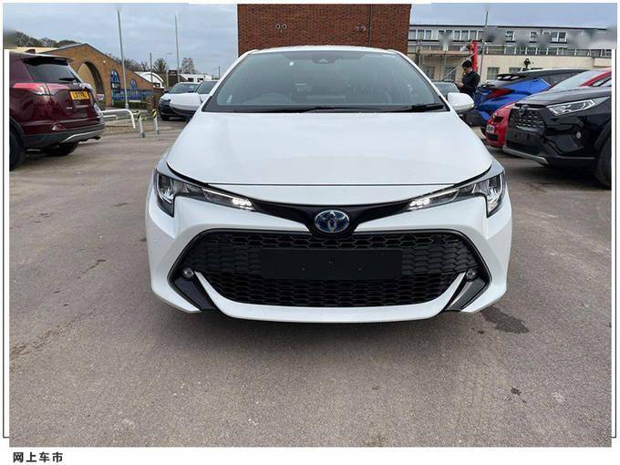 丰田卡罗拉两厢版海外实拍!搭1.8l混动/价格亲民