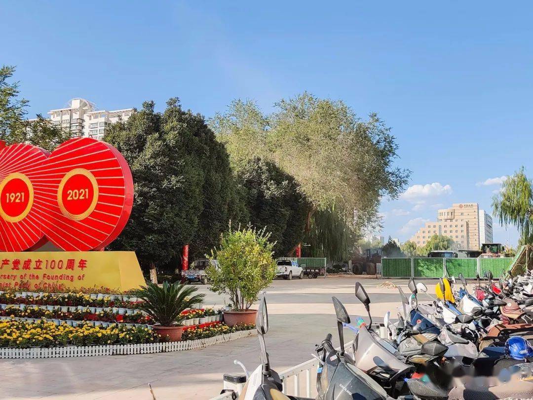 别了哈密时代广场凯旋门已经拆除从此只在回忆里