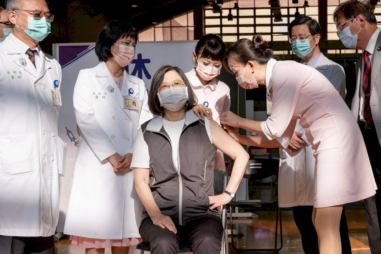 台湾自产“高端疫苗”自开打以来已致5人死亡