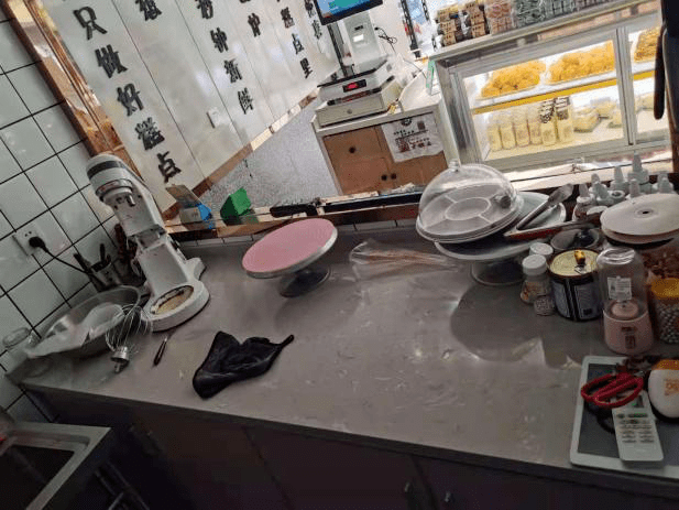 肆店名:台州市椒江欣怡炸鸡店(阿友香酥鸡锁骨)外卖店名:阿友香酥鸡