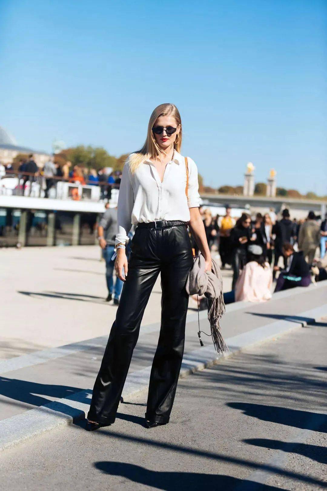 视觉|“衬衫 + 阔腿裤”才是真爱CP呀，夏末初秋就这样穿!