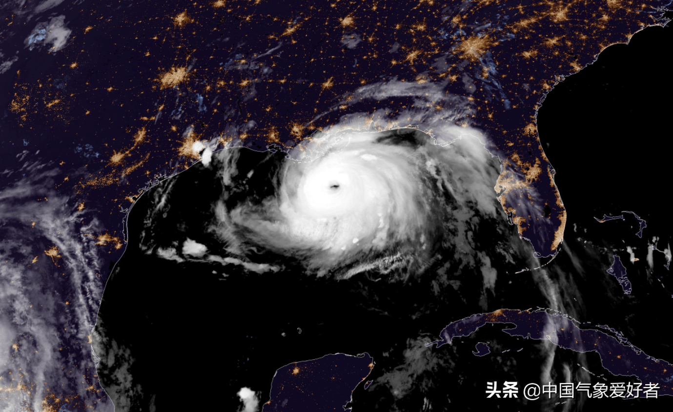 17级飓风艾达风眼大开今年最危险风暴正威胁美国大城市
