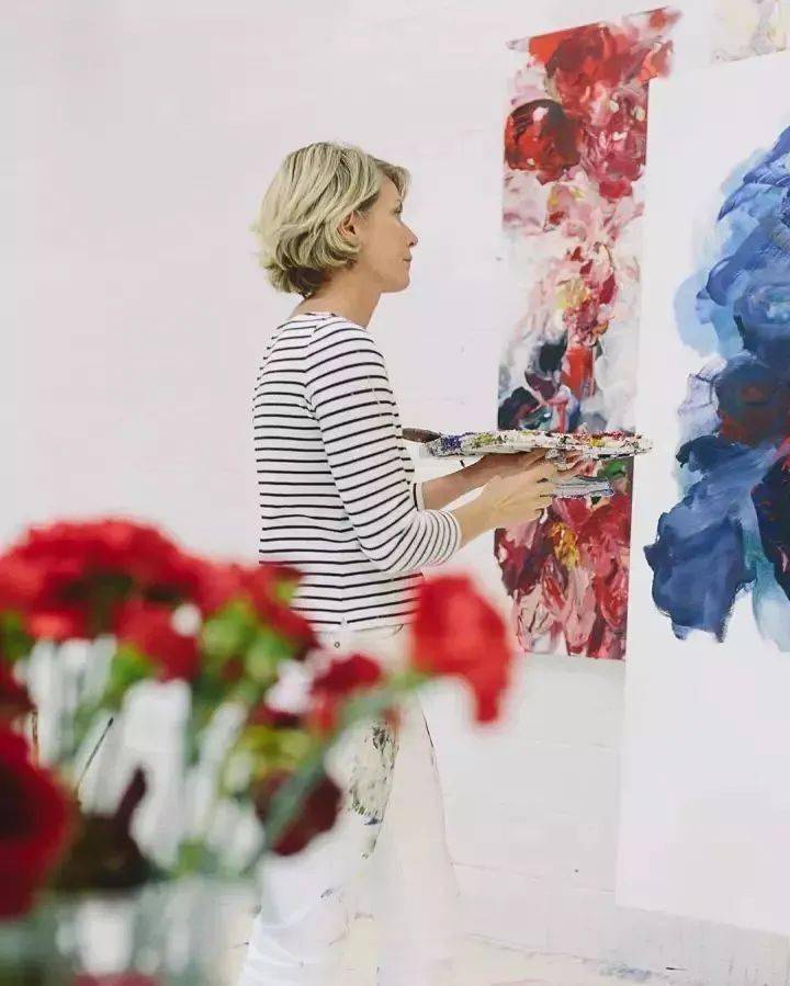 女版"梵高",一生痴迷画花朵,惊艳世界!_bobbie