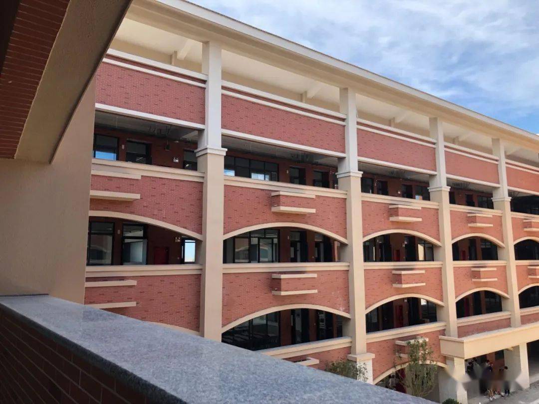 颜值爆表东山一中新校区来了