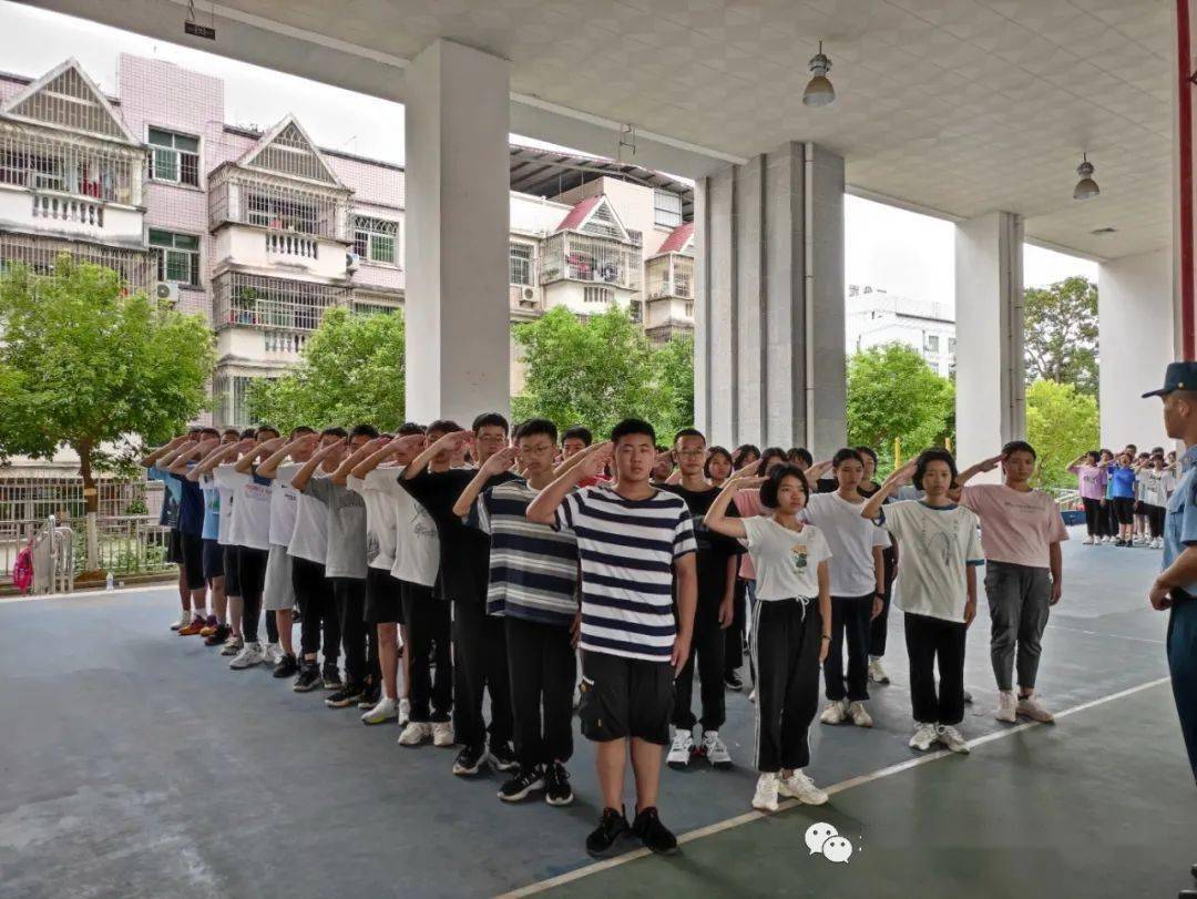 挥手阔别军训时光,昂首踏上崭新征程——连城一中2021高一新生军训小