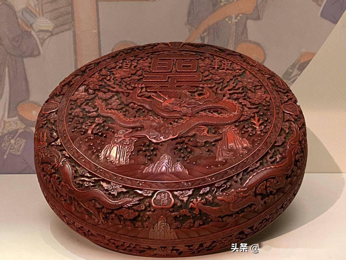 国博金玉满堂展:清宫餐具彰显皇室生活的精美华丽_乾隆