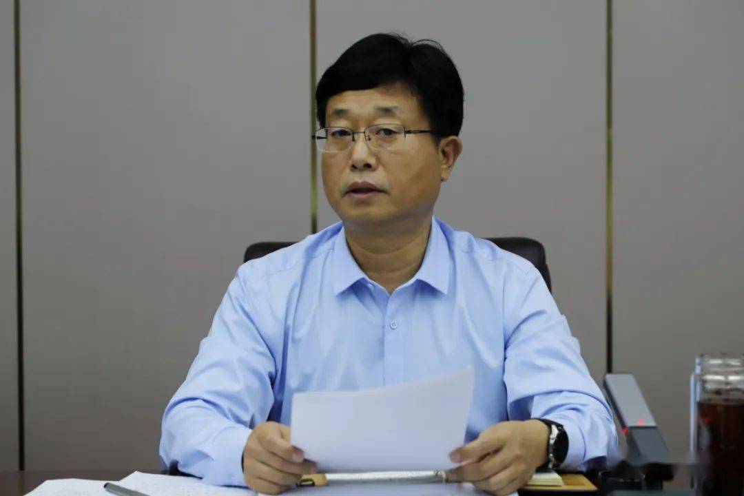 全县疫苗接种工作调度会召开_徐延杰