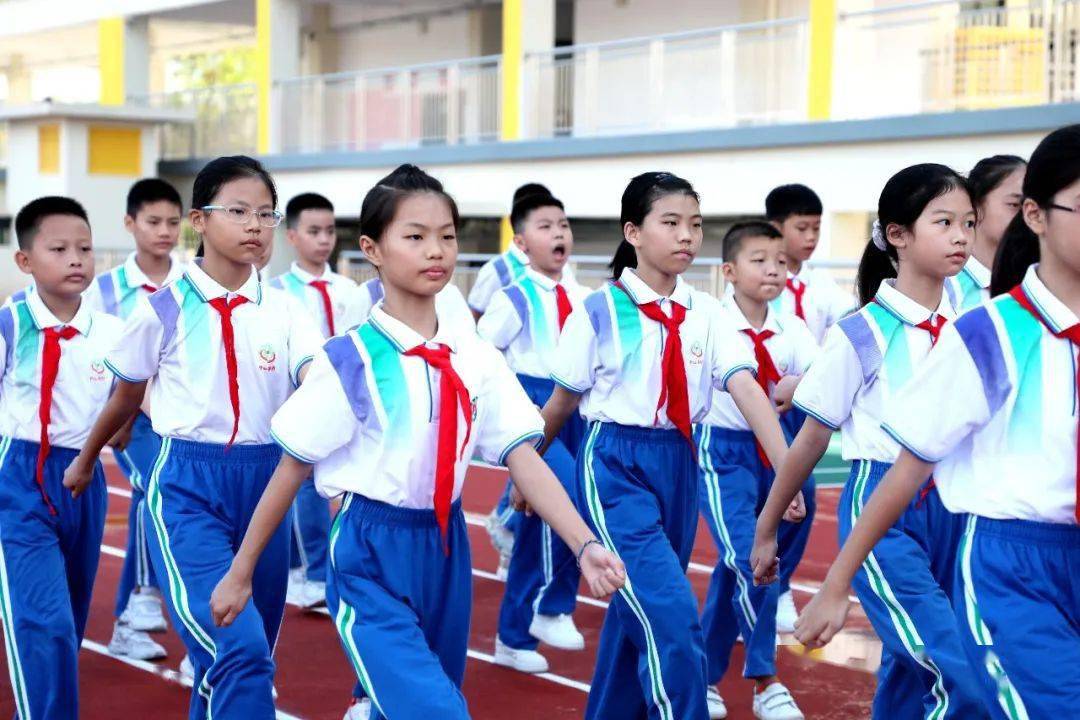 中山华附董事长陈振初,中山华附校长刘诗雄,中山华附常务副校长陈达生