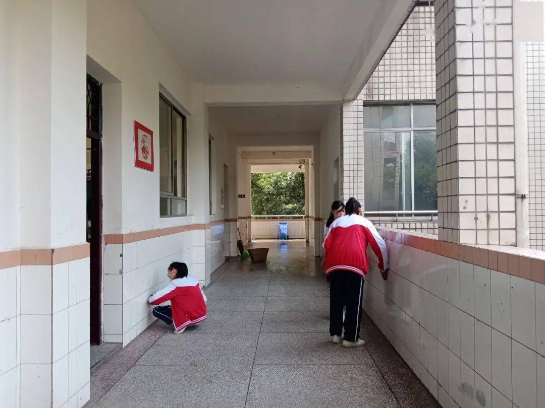 秋季开学季如期而至,让我们一同走进校园看看吧_隆昌