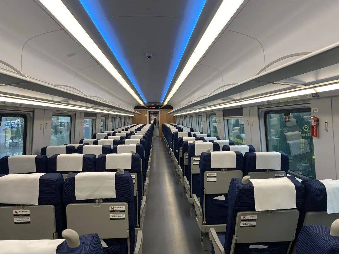 出发安康汉中复兴号开通959现场