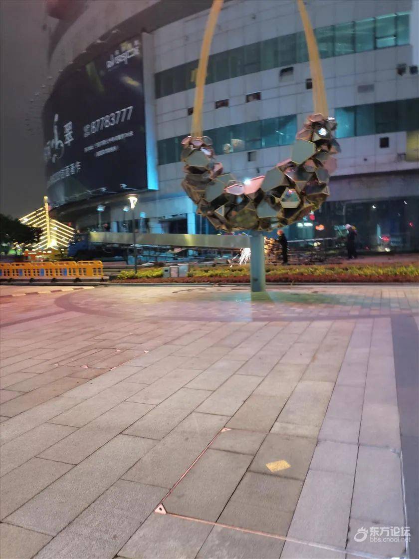 宁波人路过曾经的"顶流"商厦金光,发现正重装招商:这是又要崛起?_中心