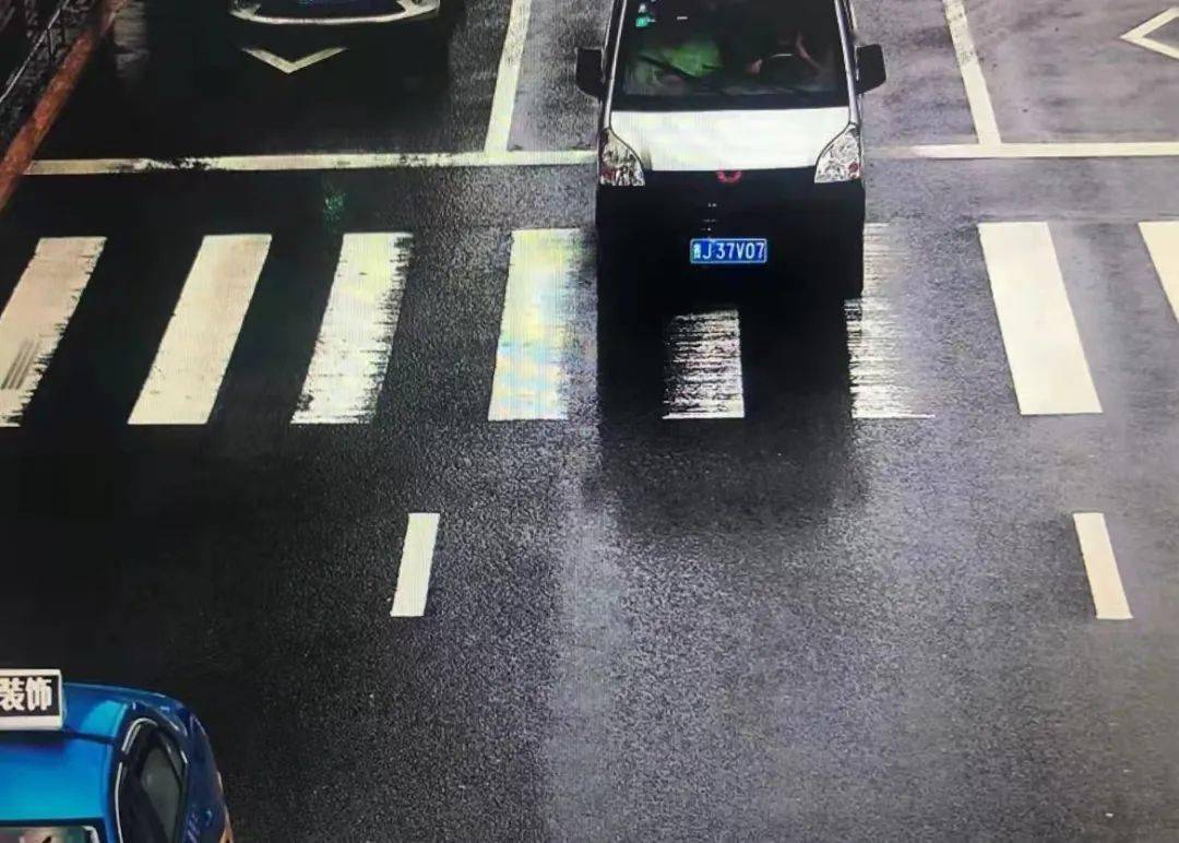 车牌号:贵j37v07
