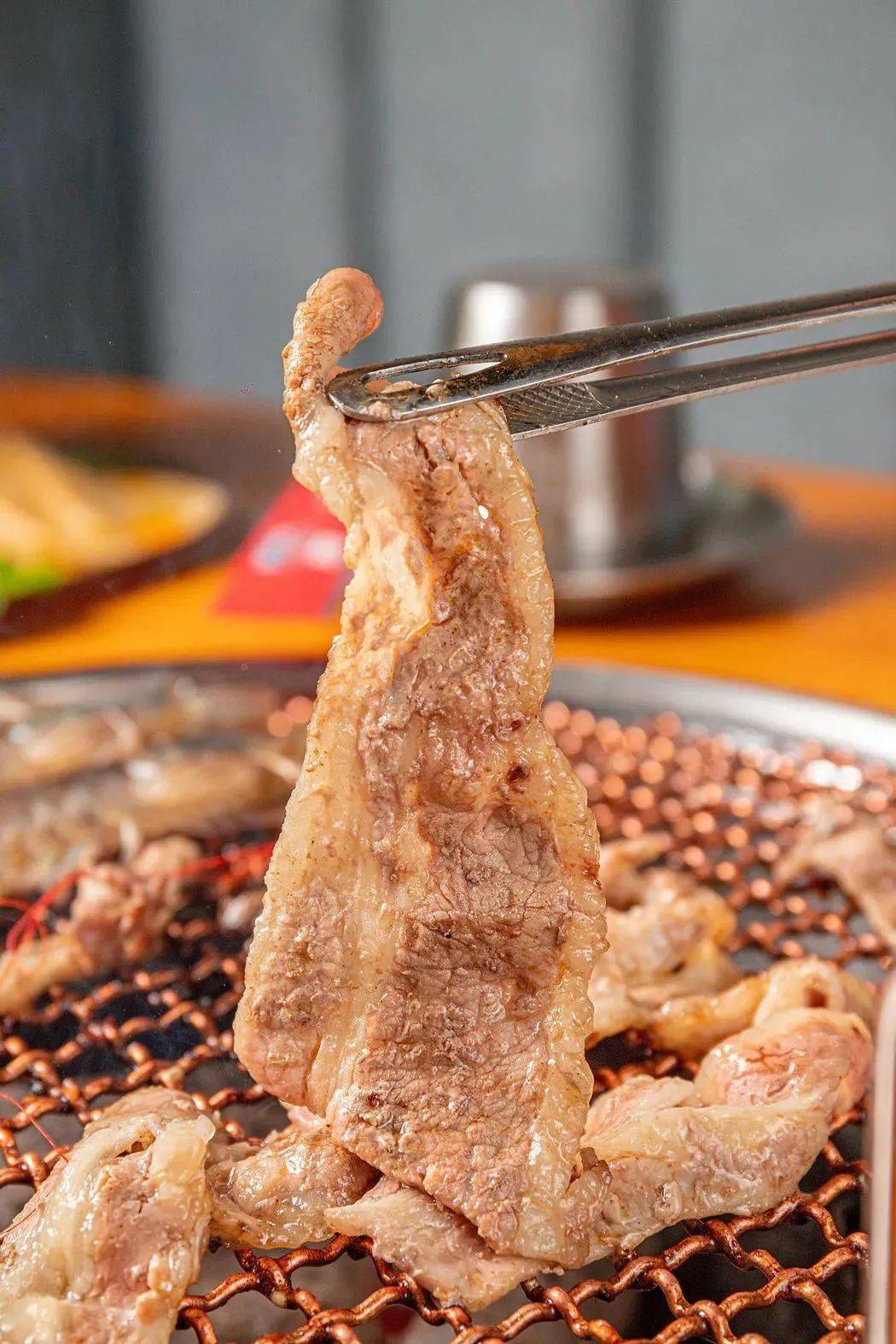 厚切五花肉 秘制牛五花 奥尔良鸡腿肉…5荤4素有肉有虾!