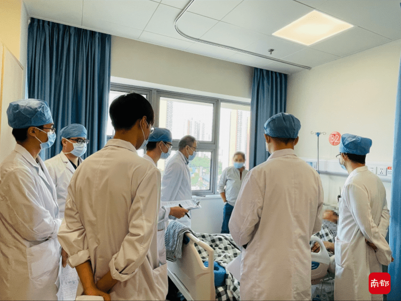 段长|脊柱多段长肿瘤业已压迫神经，中肿专家妙手拆弹抢救脊髓功能