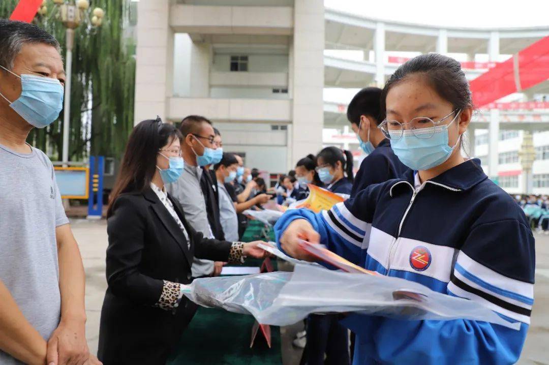 开学季涿鹿县初级中学举行20212022学年第一学期开学典礼