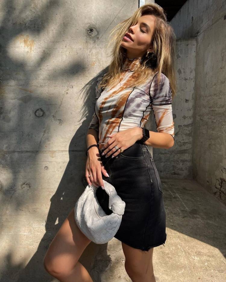 维拉蒂与妻子莉莉-杰拉德卡拉格女儿格策一家雷吉隆与女友马夏尔妻子