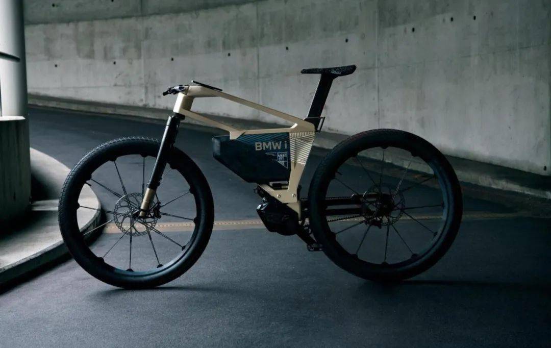 奔驰eqg纯电动概念车亮相;宝马发布高速电动自行车