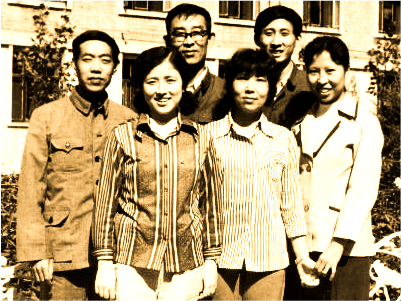 贾平凹和前妻韩俊芳的艰难爱情霎时云雨人抛却断肠人在阑干角