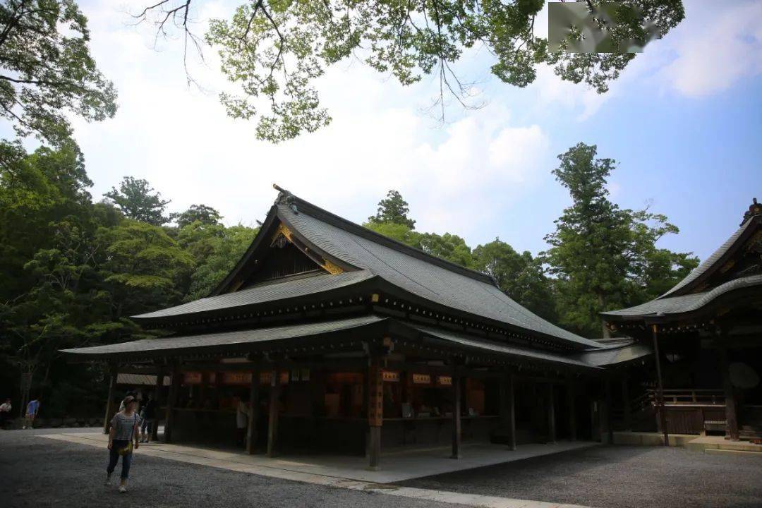 神宫 祭祀象征太阳的神 天照大神的神社 伊势