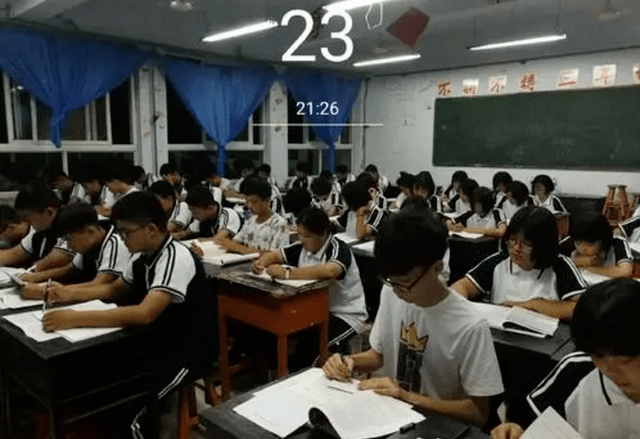 c904b3a9ce874ef0a15a1b0c415ba013.png