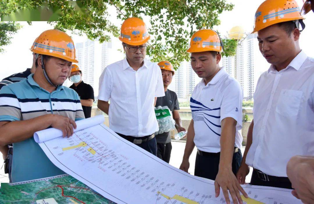 于晓军调研重点项目建设工作下足绣花功夫以高标准高质量高效率推进