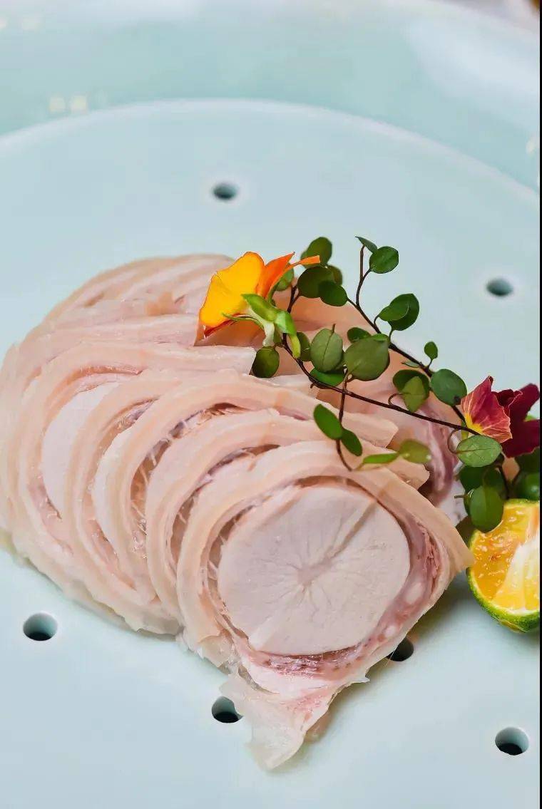 所谓羊宝,也就是羊蛋,具有很高的食疗价值,滋补壮阳,补肾益气.