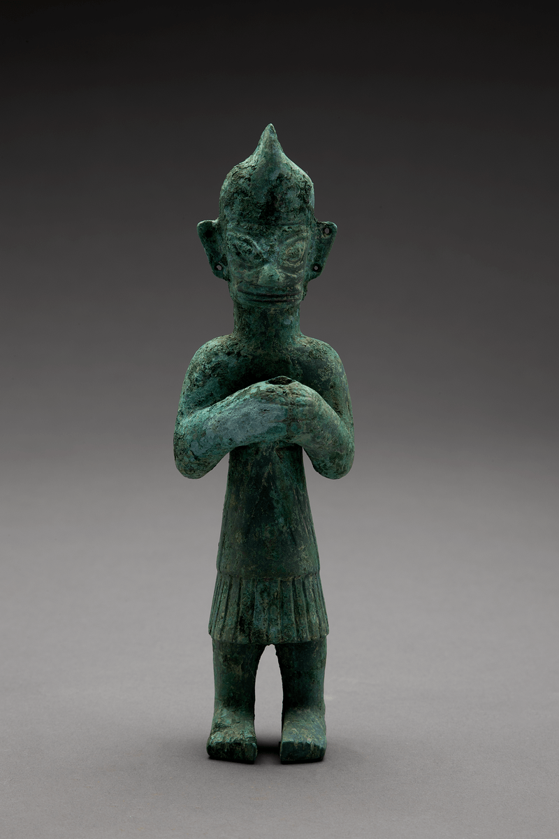 奇观再现!三星堆新出土文物撞脸"奥特曼""诸葛亮""哈士奇""大耳朵图图