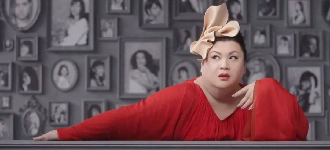 日本女装主持人一姐松子deluxe从被人嫌弃的女装大佬到白月光