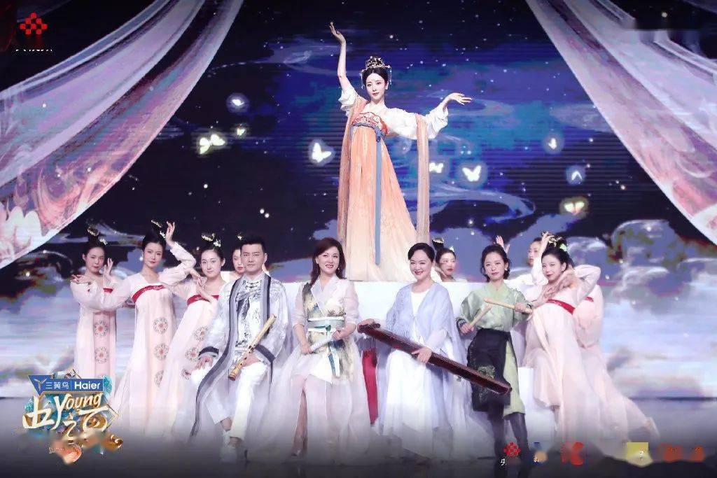 舞蹈视频古风一个人跳的 d8165aad775b41d5b351ec4f28719f43.jpeg