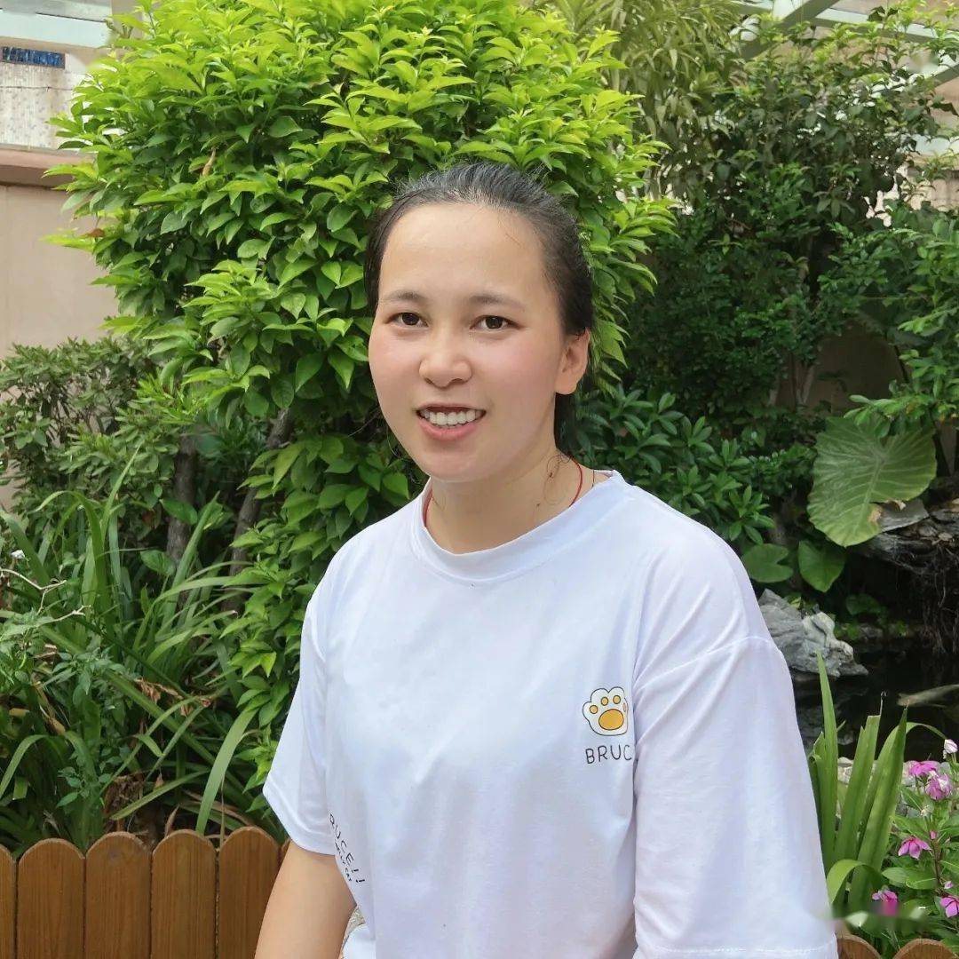 高启燕,小逗逗幼儿园骨干教师,从教幼教工作5年多,一切为了孩子,为了