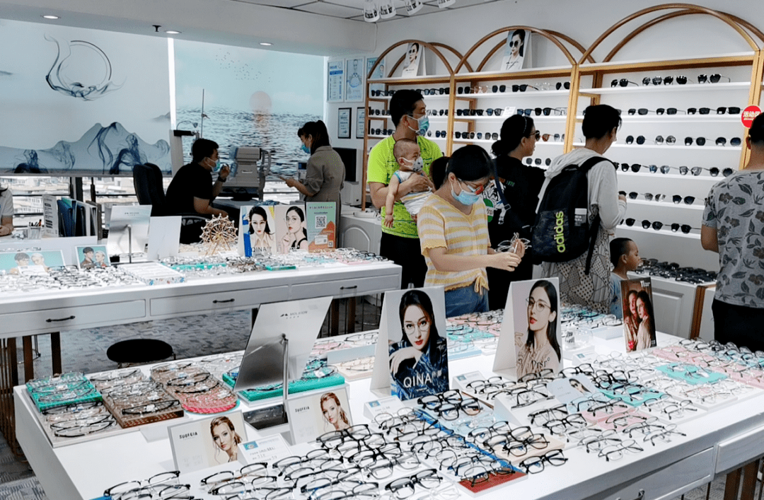 蔡司|大连高空眼镜店！镜框免费送，德国蔡司镜片199元，赶紧去