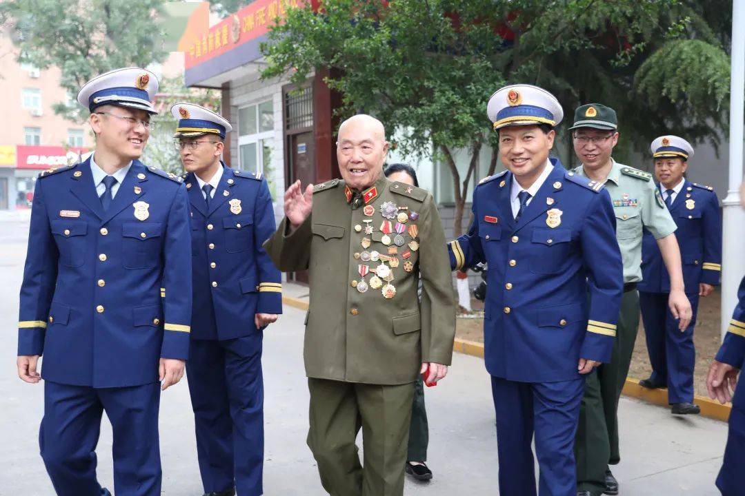 百战老兵与安阳消防——"七一勋章"获得者王占山的红门足迹_英雄