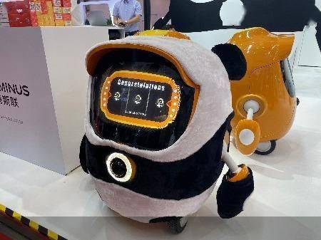 大会|从2021WRC看服务机器人：降本增效是基础，技术突破为支撑，场景多样化成趋势……