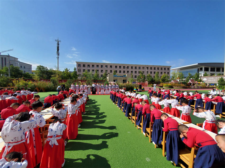 清水|清水四幼举行第五届拜师礼活动