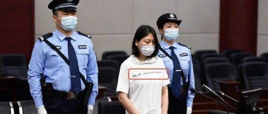 看完劳荣枝被判死刑后的这一幕，我终于理解了全红婵的父亲！ 法子