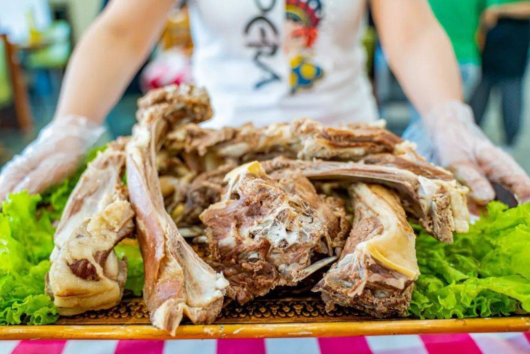 火锅&蒙餐,海拉尔这家"世外桃源",一秒拯救你的胃!让人来了就不想走!