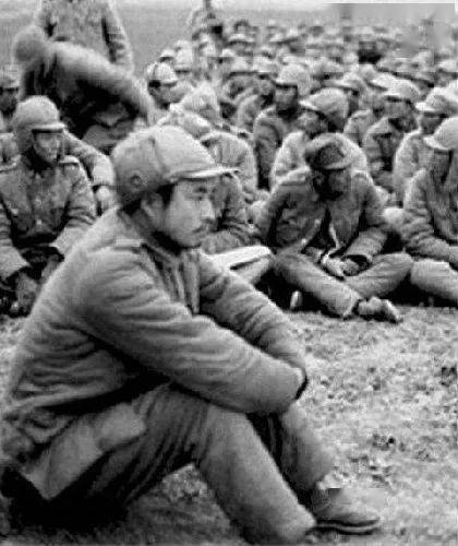 此战后,  黄维第十二兵团的核心阵地已经彻底地暴露在我攻击部队