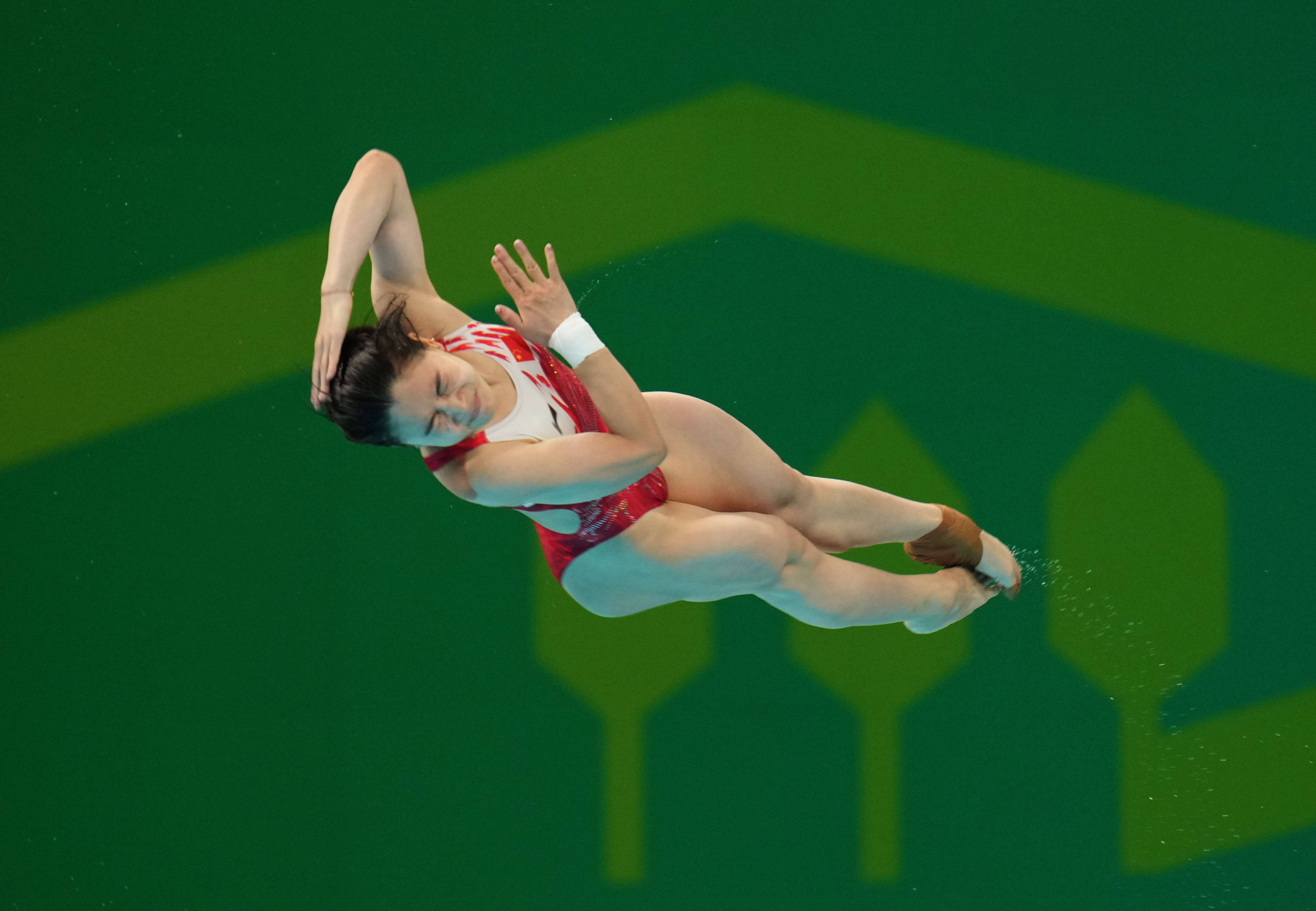 女子跳水跳台图片