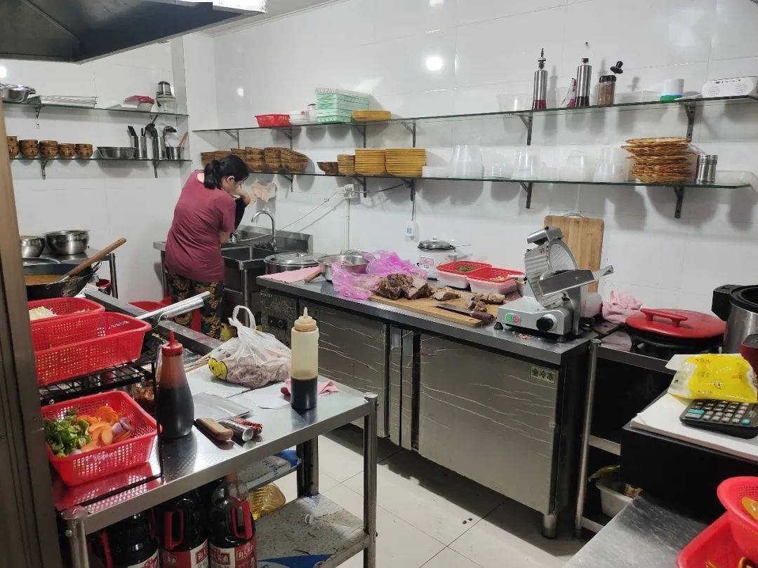 曝光西城10家餐饮后厨被检查其中一家还被查封了