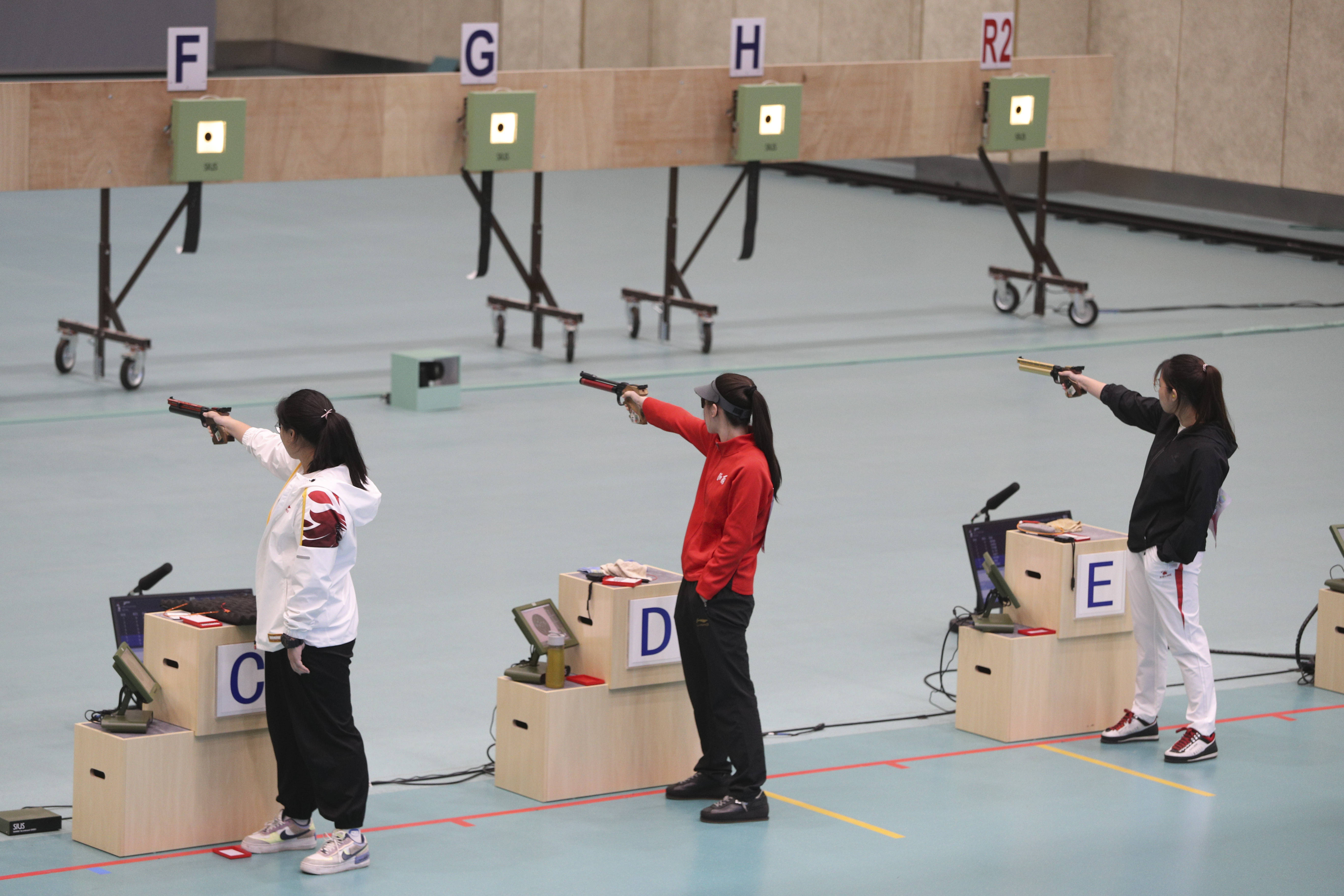 全运会|沈奕瑶逆转奥运冠军姜冉馨夺女子10米气手枪冠军_决赛