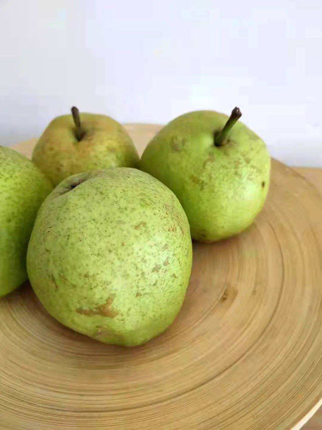 产地食材▎初秋润燥来一枚难得的宾川古树蜂糖梨子吧