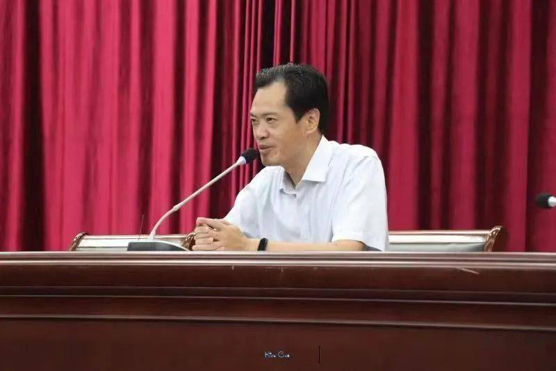 靖城中学召开四有好教师团队建设暨"青蓝工程"结对会议