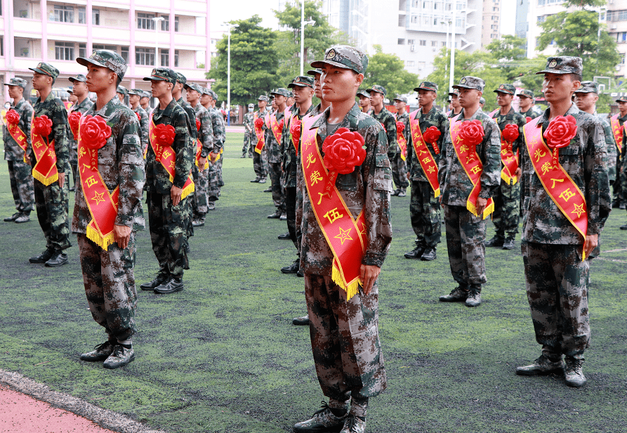 封开县举行2021年新兵欢送仪式