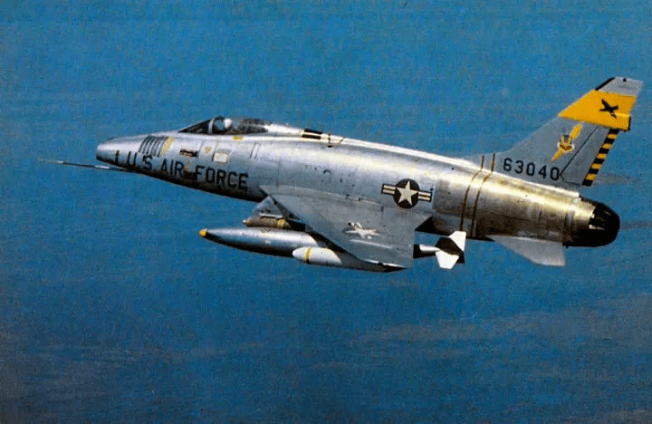 f16:"f4鬼怪,你笑什么,你也是娘娘腔基佬飞机"