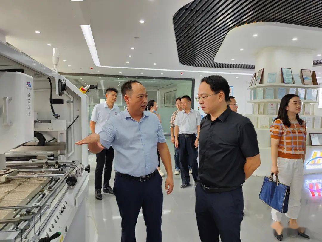 局局长金波一行调研东津科学城规划建设情况及科技创新工作_襄阳市