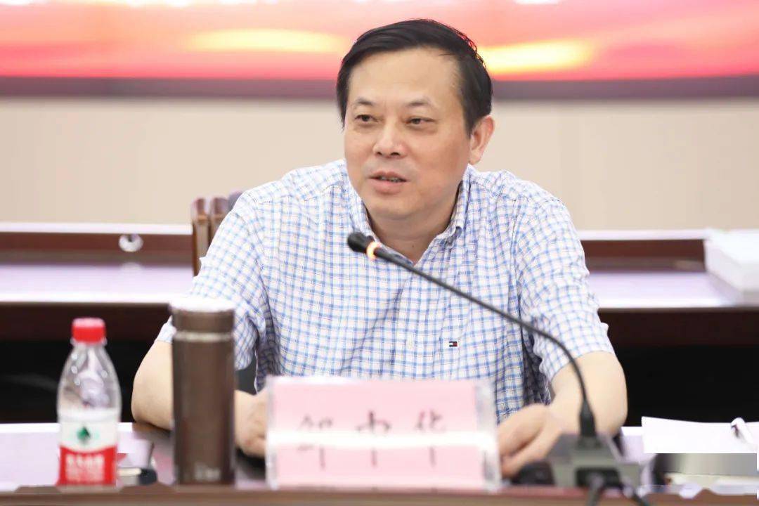 省高院党组成员执行局局长邹中华一行深入鹰潭调研督导