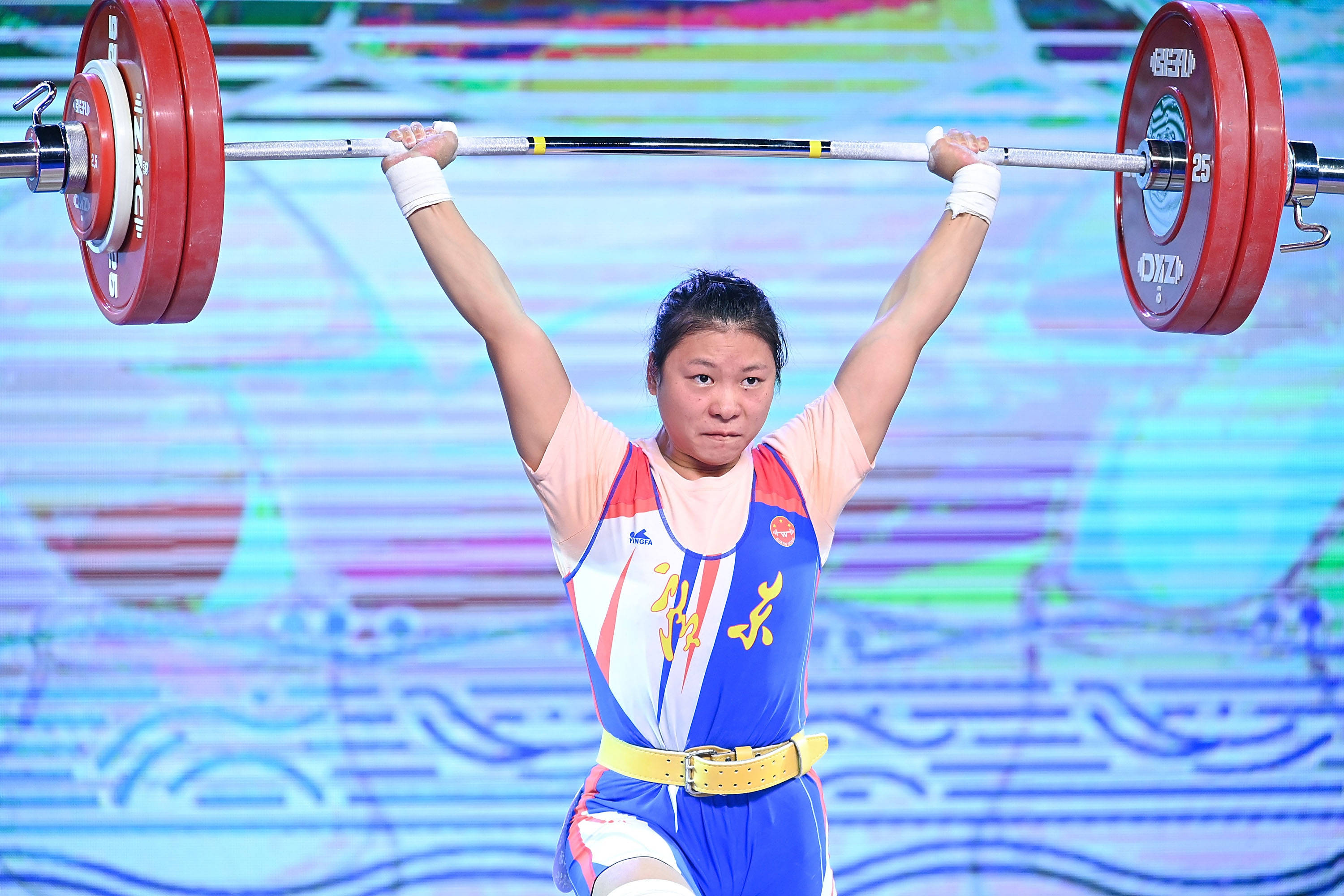 中国女子举重冠军2021图片