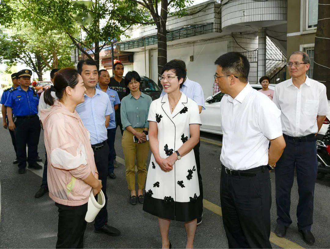 陇川县陈玲简介图片